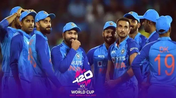 நீல நிற சீருடையில் இந்திய கிரிக்கெட் அணி வீரர்கள், டி20 உலகக் கோப்பை வடிவமைப்பு